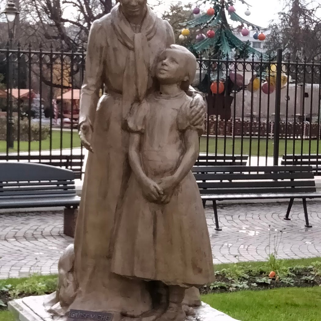 Monument à Louise Michel 1